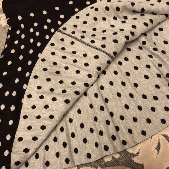 Heavy knit stretchy skirt - Picture 3 of 3